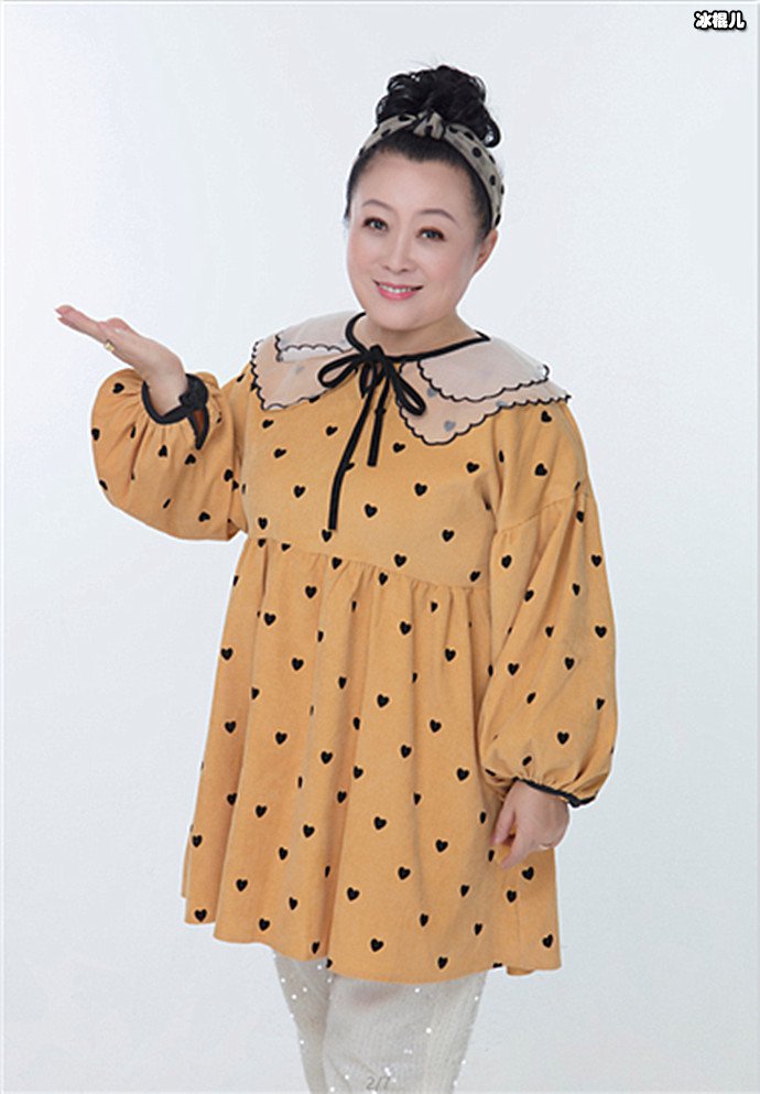 演员张海燕图片