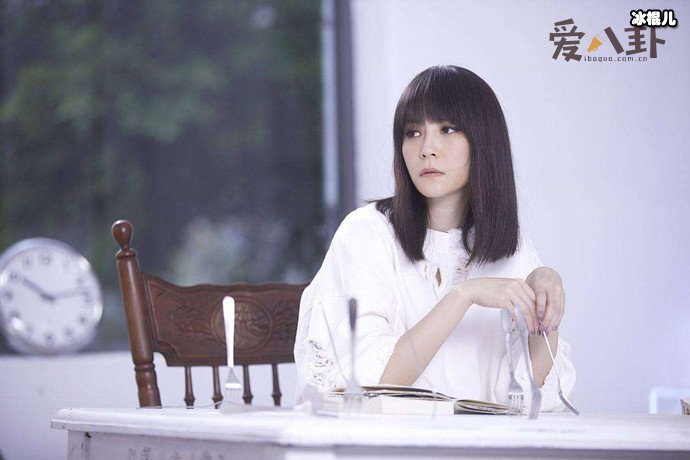 杨乃文因领奖表现被全网黑