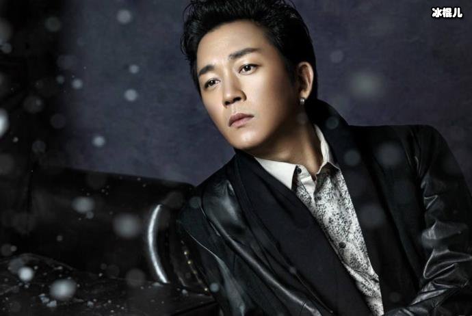 潘粤明女友是谁 