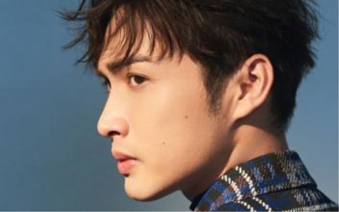 嘉行传媒旗下艺人张彬彬