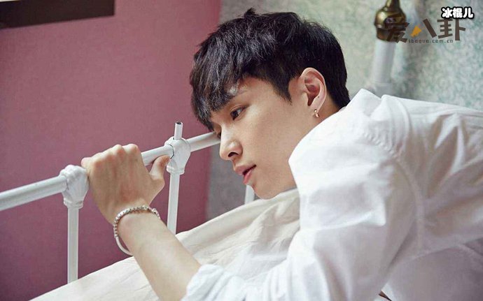 鹿晗张艺兴两人正面开撕