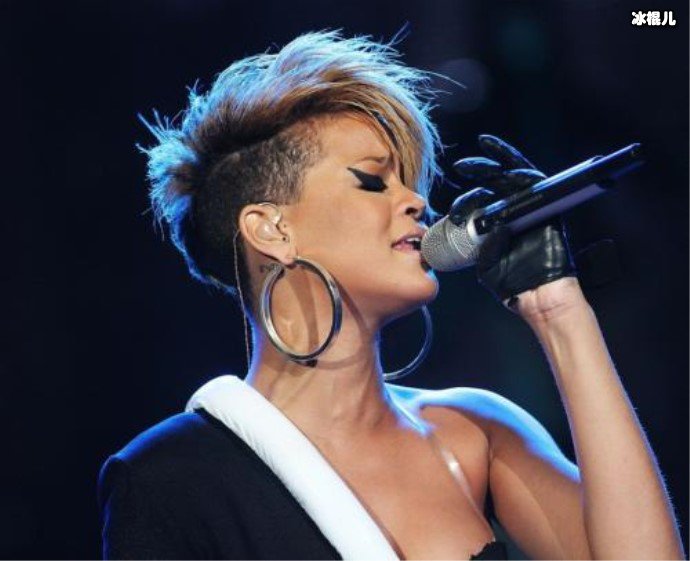 蕾哈娜山东天后由来