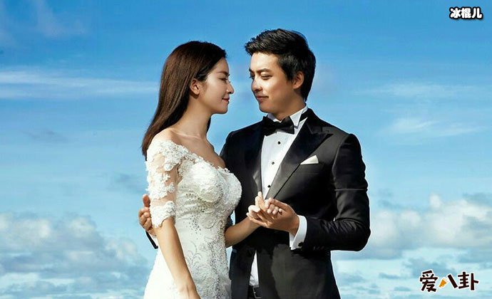 李佳航李晟婚纱照