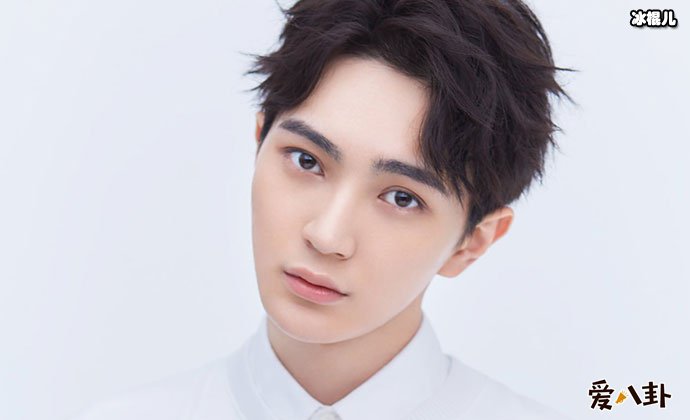 演员王术一原名王哲宇