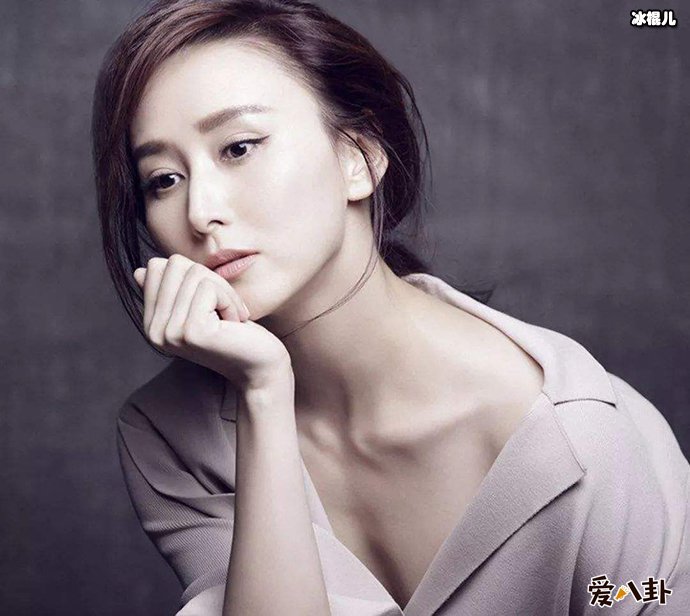 胡静的个人资料