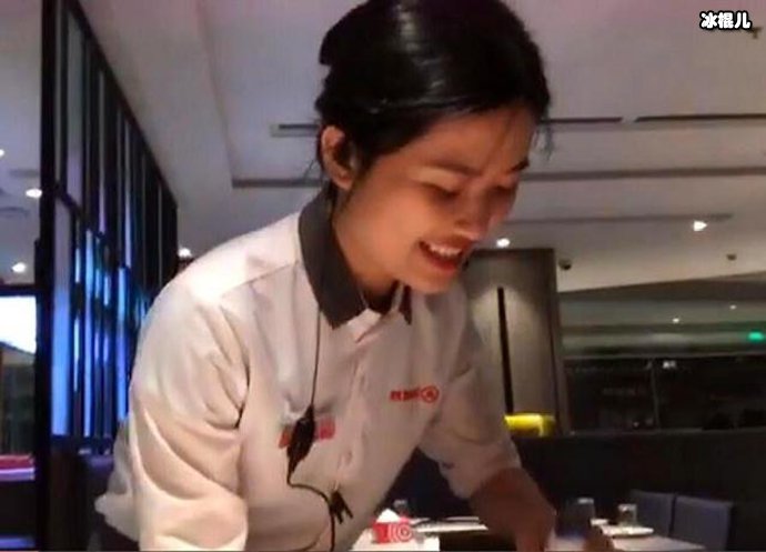 王多多深夜醉酒直播