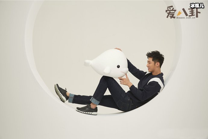 黄景瑜搭档白百何上演《检察风云》