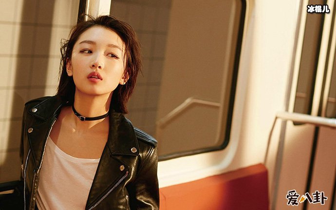 周冬雨方否认恋情