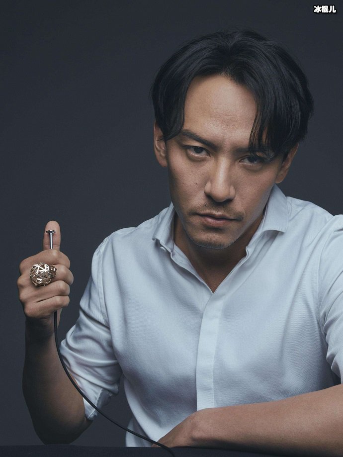 张震不争名逐利，一直默默提升自己的演技