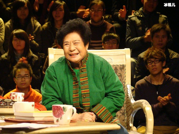 马增蕙出轨侯宝林生下谢东