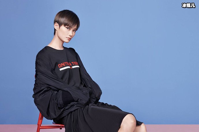 红了十五年的李宇春