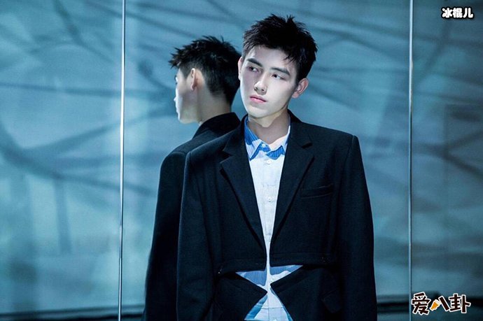 陈飞宇点赞王一博黑料