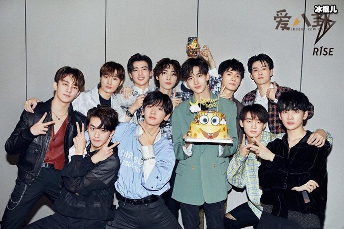 赵让曾淑岩恋情疑似曝光