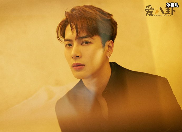 王嘉尔被曝私生活混乱