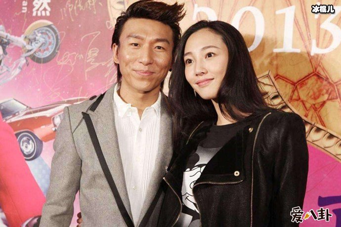 陈羽凡白百何亲密照