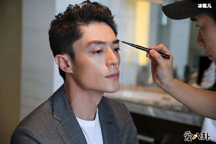 霍建华胡歌的关系