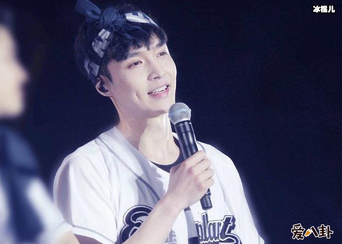 张艺兴是富二代吗