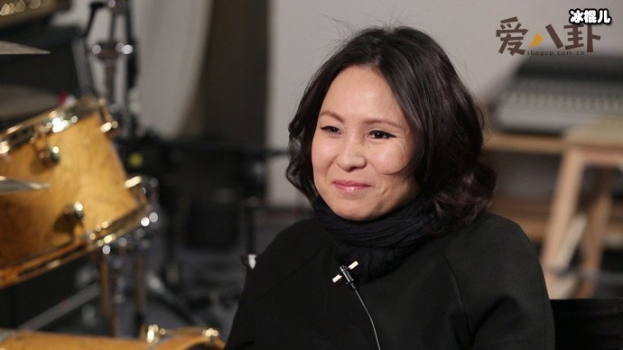 为人妻母的罗琦