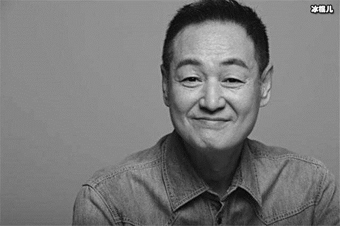 韩国男演员李挚照片