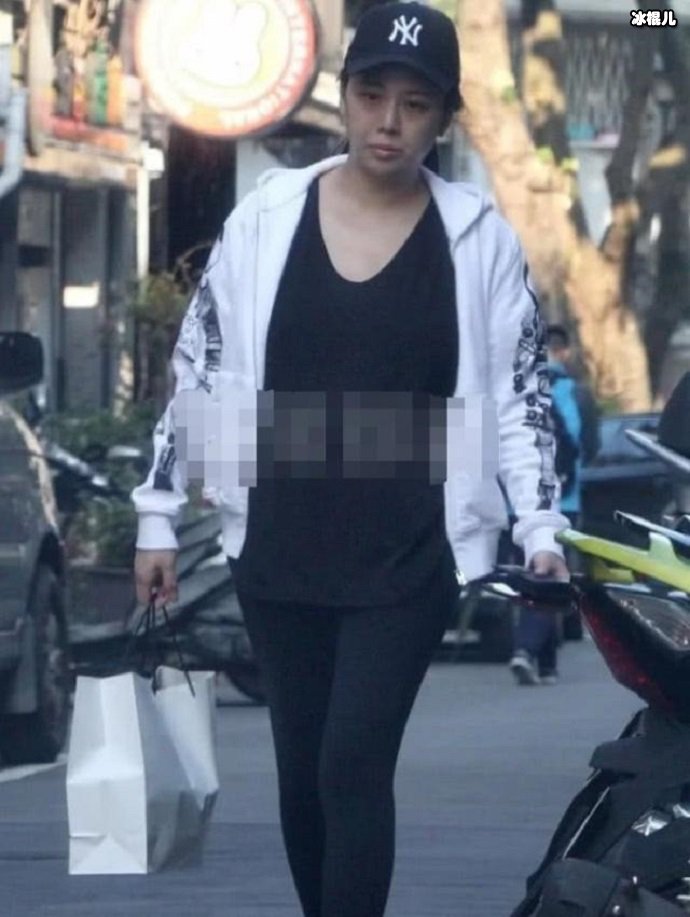 江佩蓉配产后首次现身