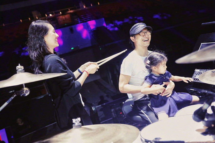 章子怡美国待产