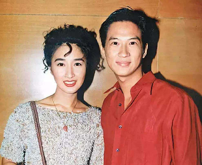 张家辉和妻子关咏荷