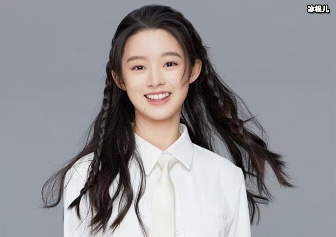 小孙若微扮演者黄杨钿甜