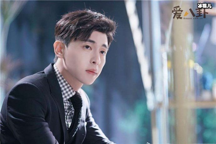 邓伦拍戏过程被导演毒打