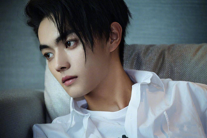 精致的网瘾少年许凯