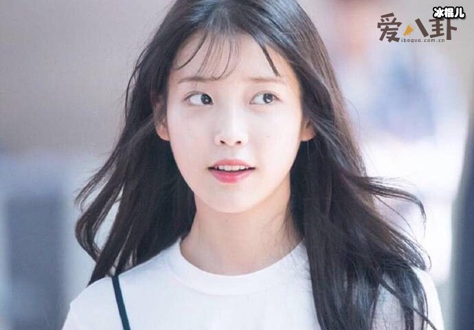 iu照片