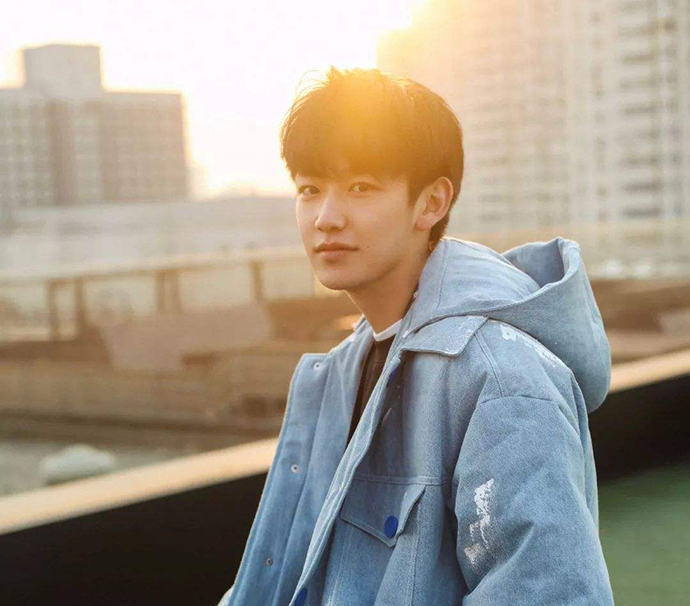 灵气郭丞“蓝景仪”