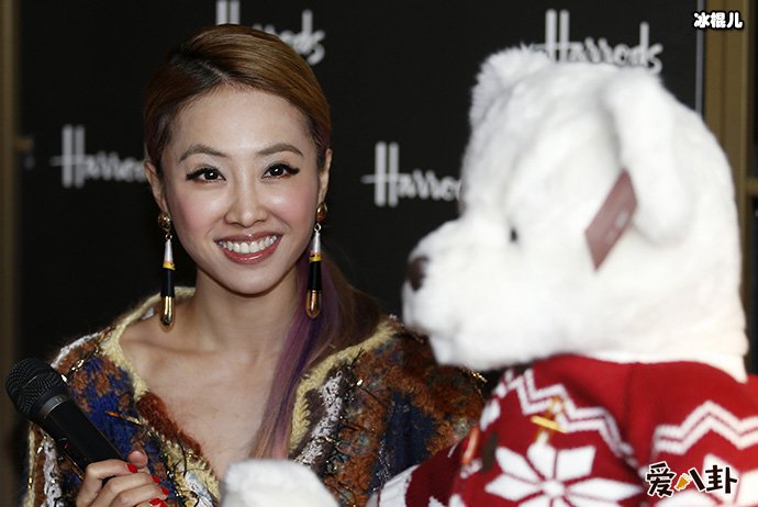 曝蔡依林昔日恋情揭秘单身原因