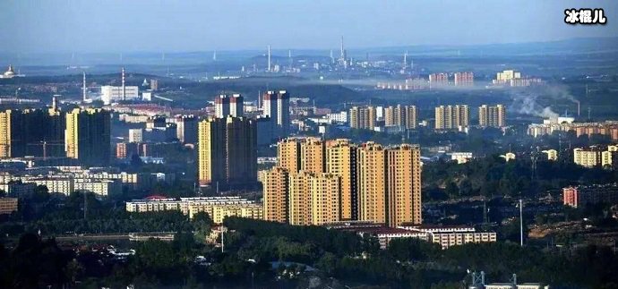 鹤岗城市鸟瞰图