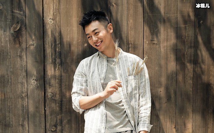 朱亚文靳东竞争