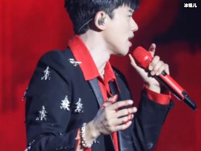 张杰演唱会照片