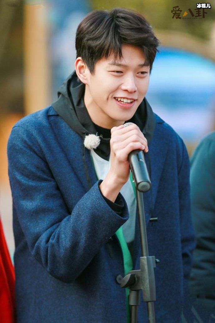 魏大勋为什么不在韩国发展