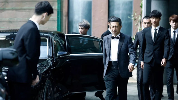 张嘉译猎场电视剧剧照