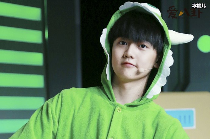 焉栩嘉和北电女生