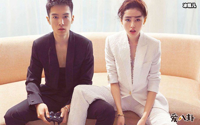 盛一伦张天爱亲密写真