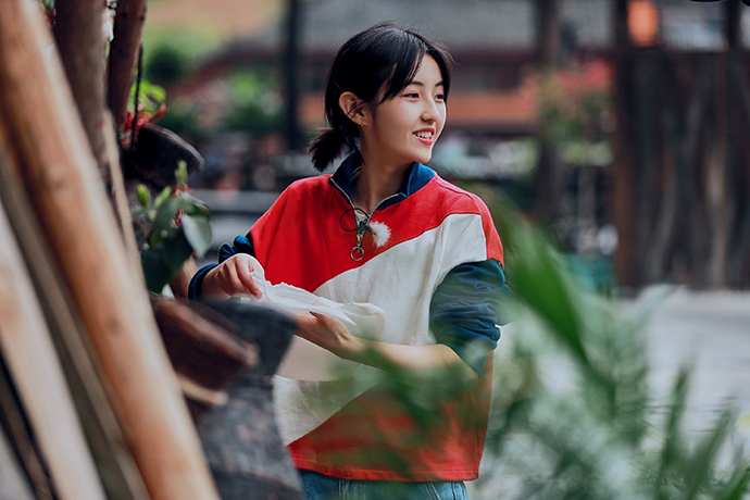 张子枫节目自曝喜欢设计多过表演