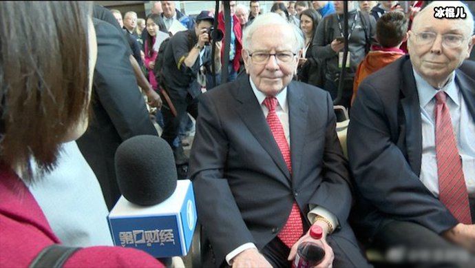 巴菲特接受采访