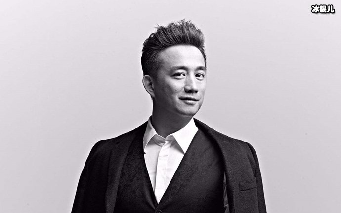 黄磊关注迪丽热巴超话