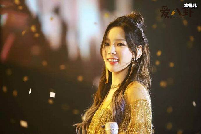 金泰妍边伯贤两人睡过了？