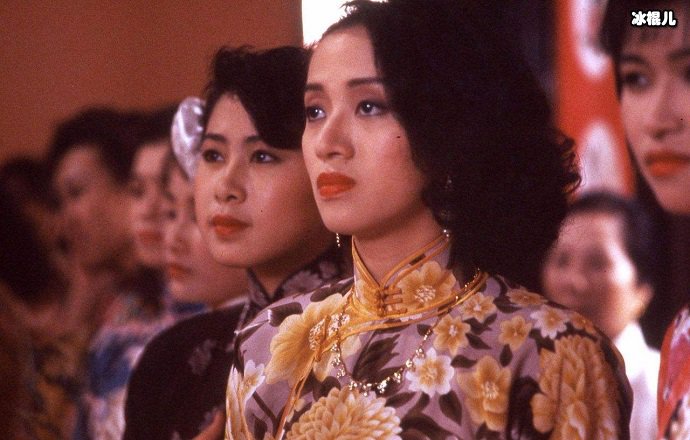 梅艳芳侧颜美到不可方物