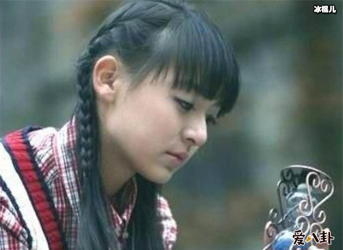 《沙漏》书模莫醒醒扮演者是谁