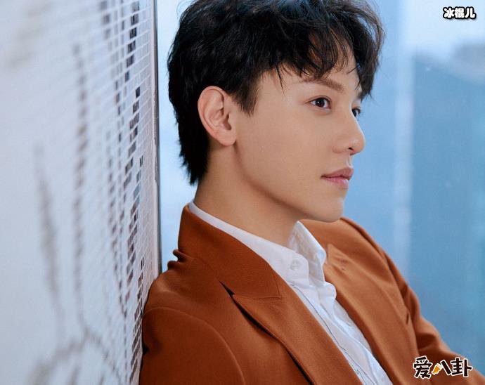 邱士纶年龄多大