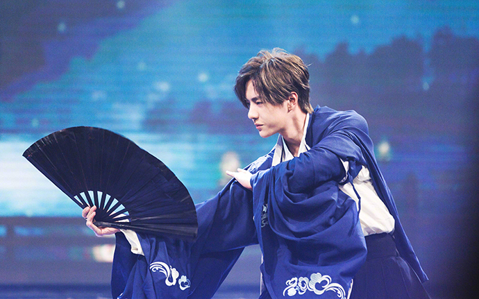 王一博家庭成员有谁