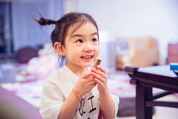 戚薇李承铉的女儿lucky