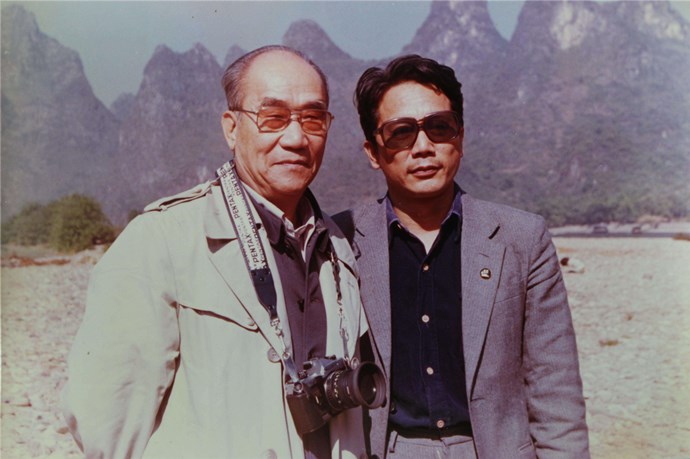 谢东澄清称自己清楚自己父母是谁