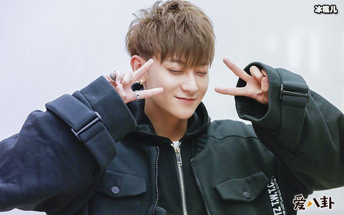 黄子韬与绯闻女友分手了吗